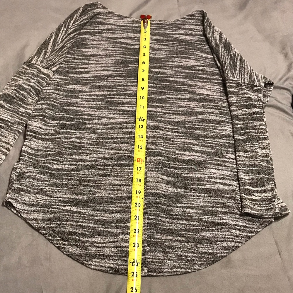 Sheer Dolman Tunic, Olive & Oak, Gray, Small - Picture 9 of 16